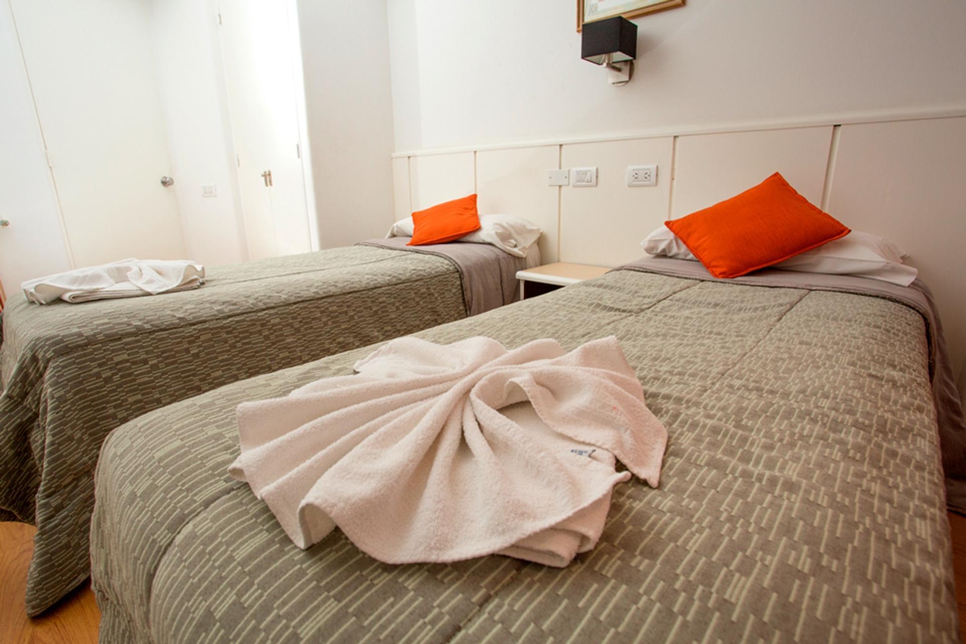 Hotel Dion Mar del Plata Esterno foto
