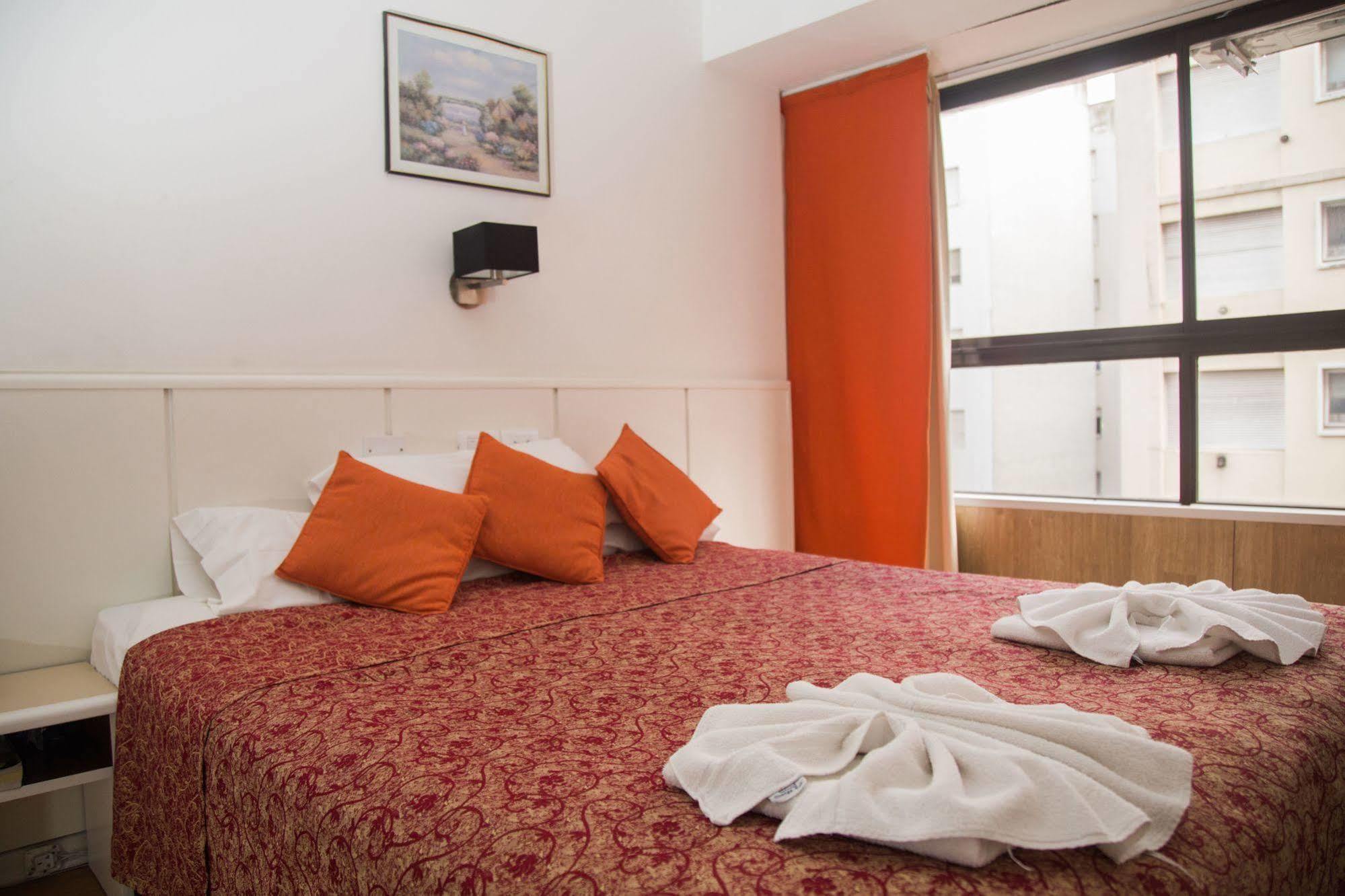 Hotel Dion Mar del Plata Esterno foto